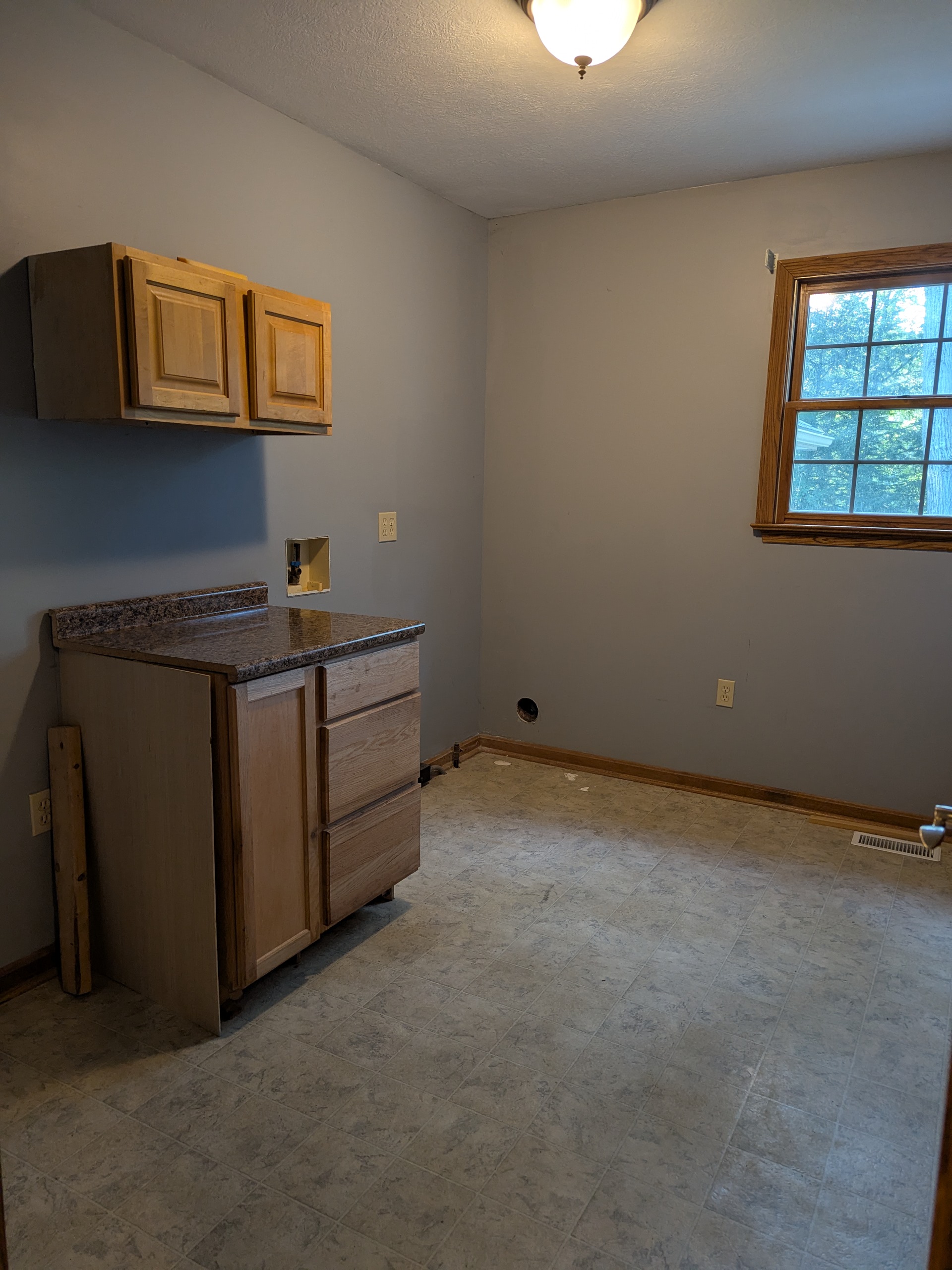 Uniontown, Ohio, 44685, United States, 6 Bedrooms Bedrooms, ,4 BathroomsBathrooms,Residential,For Sale,1945002