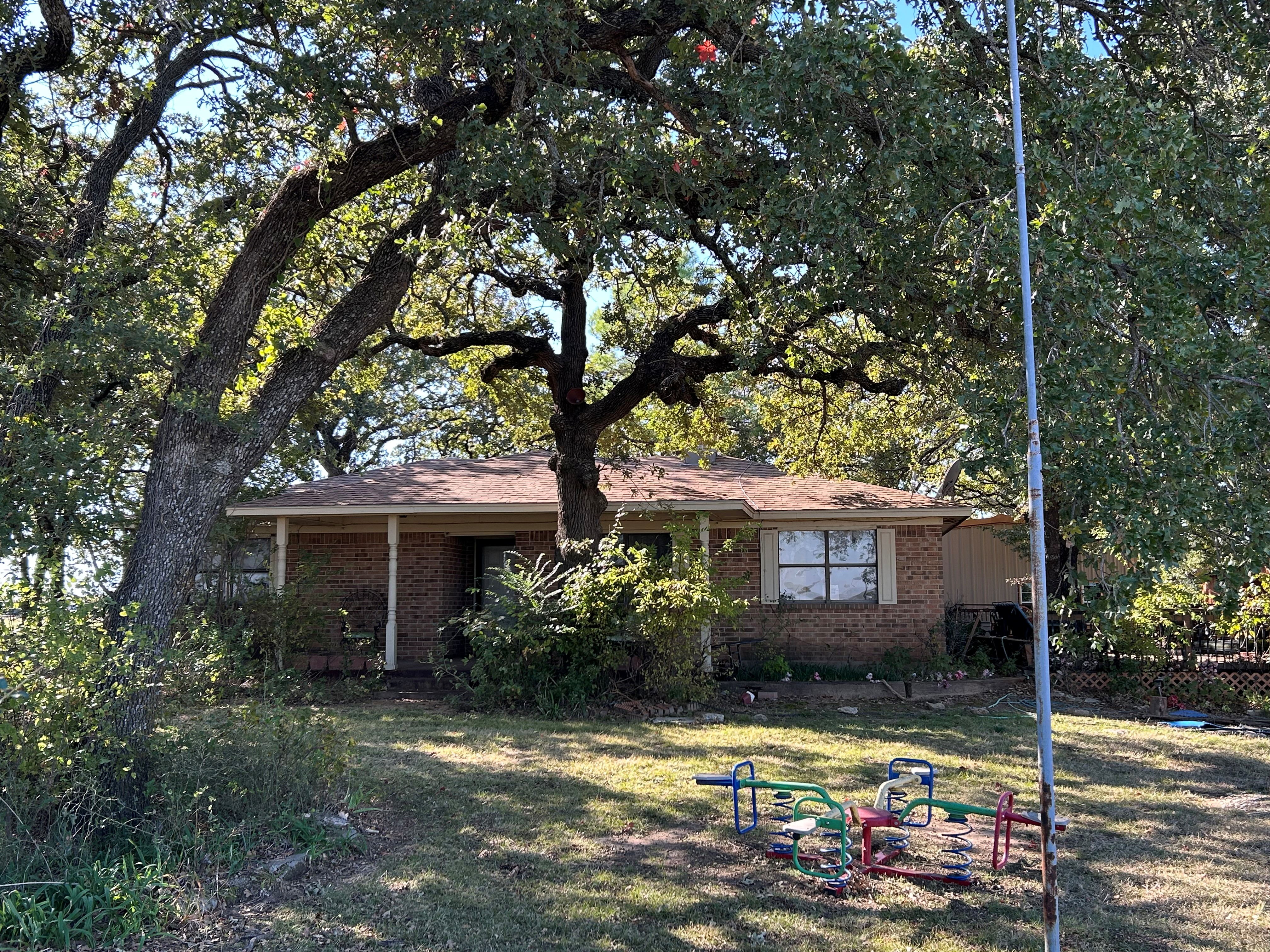 Bridgeport, Texas, 76426, United States, 3 Bedrooms Bedrooms, ,2 BathroomsBathrooms,Residential,For Sale,1992368