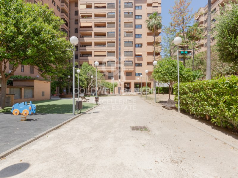 Valencia, Comunidad Valenciana, 46023, ES, 3 Bedrooms Bedrooms, ,2 BathroomsBathrooms,Residential,For Sale,1846914