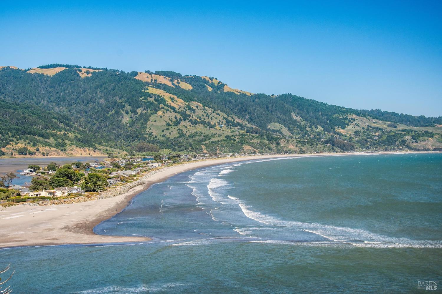 Bolinas, California, 94924, United States, 3 Bedrooms Bedrooms, ,2 BathroomsBathrooms,Residential,For Sale,2003104