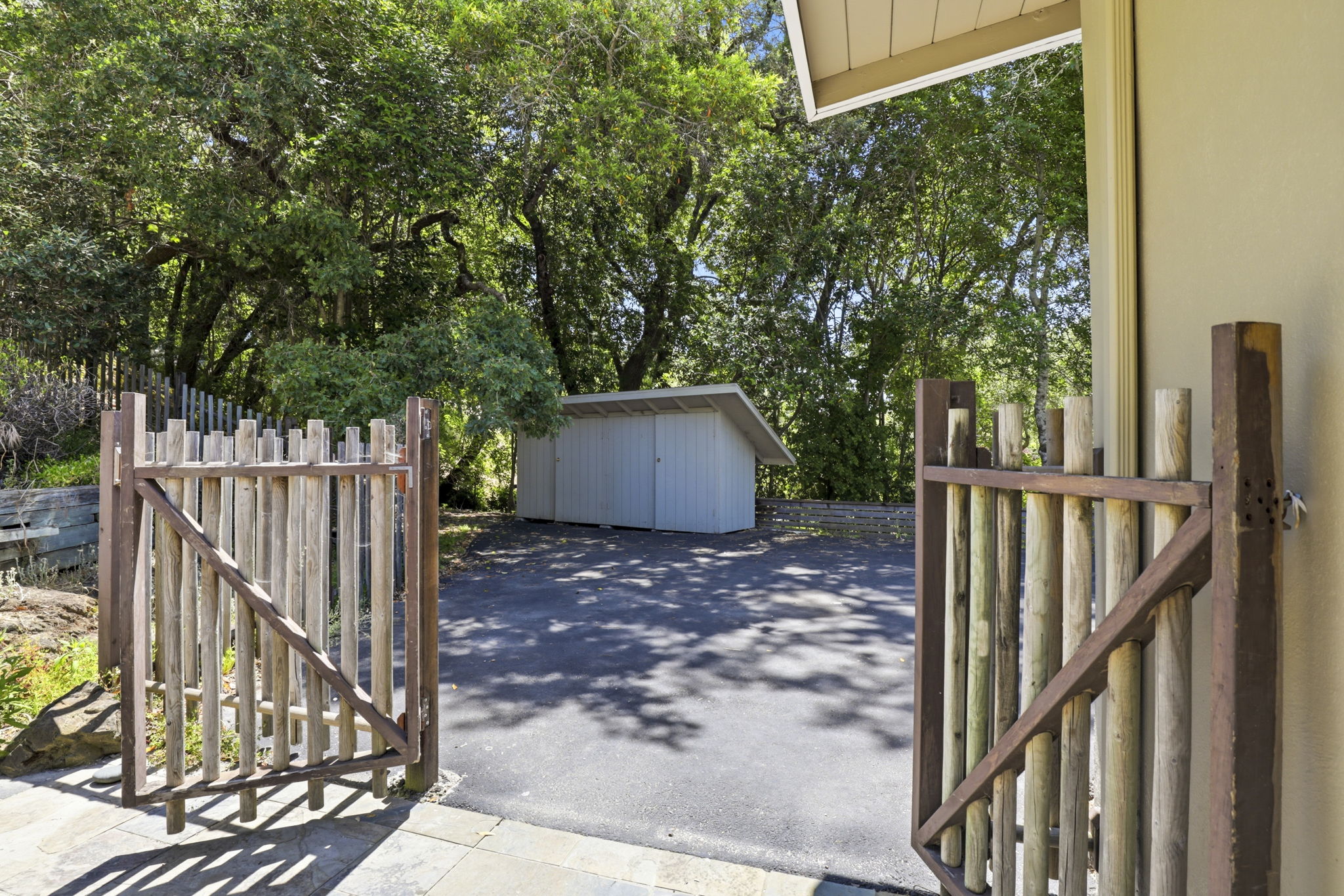  Private Ross Home with Incredible Potential - 物件實景