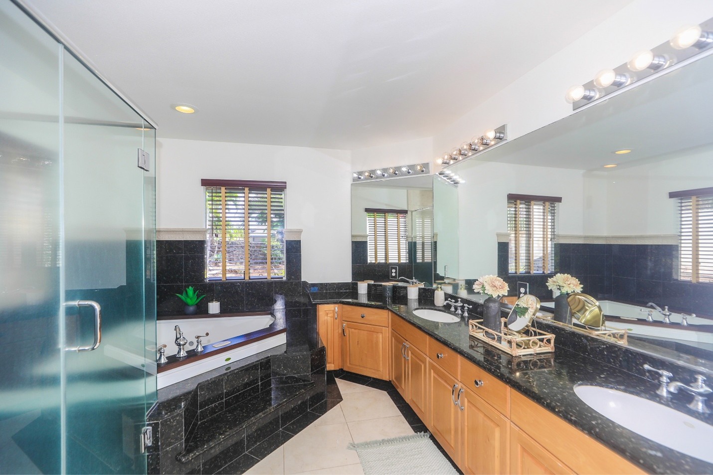 Kapolei, Hawaii, 96707, United States, 4 Bedrooms Bedrooms, ,4 BathroomsBathrooms,Residential,For Sale,1978754