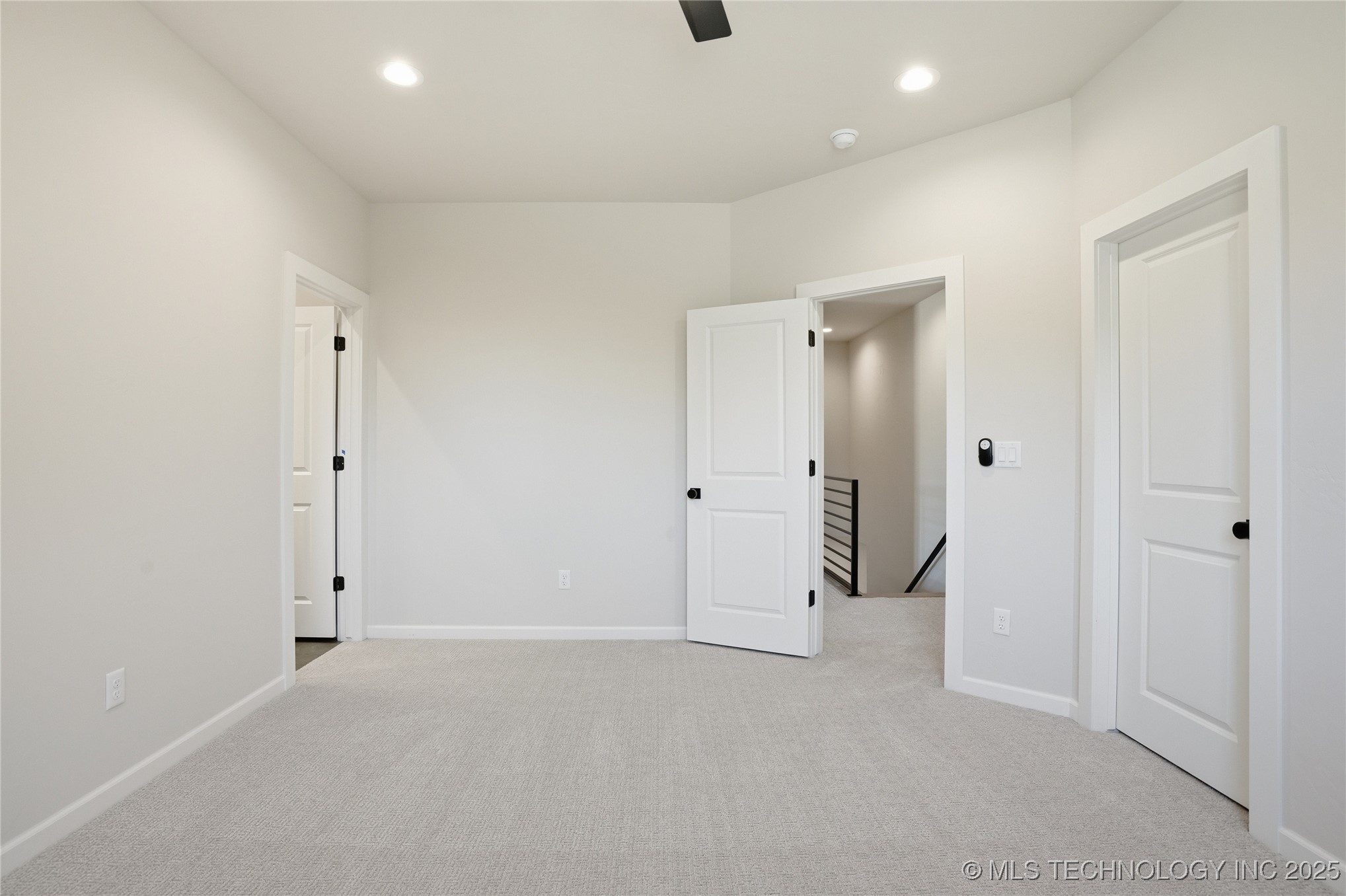 Tulsa, Oklahoma, 74114, United States, 4 Bedrooms Bedrooms, ,5 BathroomsBathrooms,Residential,For Sale,1990982