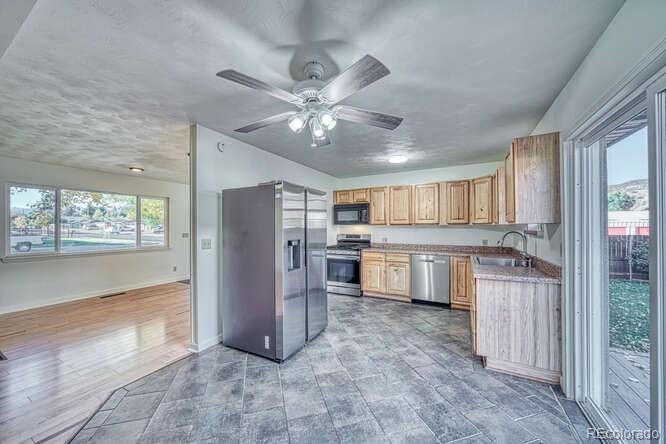 Salida, Colorado, 81201, United States, 2 Bedrooms Bedrooms, ,1 BathroomBathrooms,Residential,For Sale,1979907