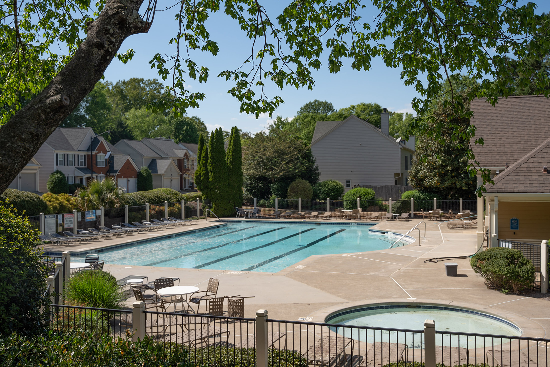  Tucked Within One of Kennesaw’s Most Sought-After Lake Communities - 物件實景