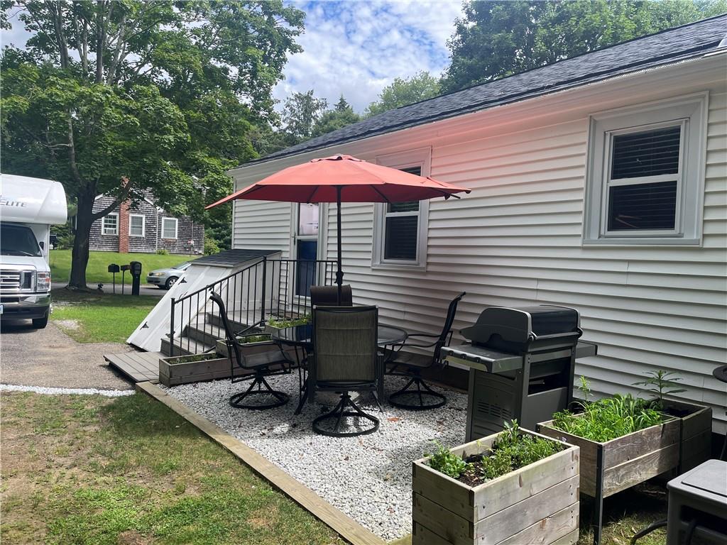 Bristol, Rhode Island, 02809, United States, 3 Bedrooms Bedrooms, ,1 BathroomBathrooms,Residential,For Sale,2002471