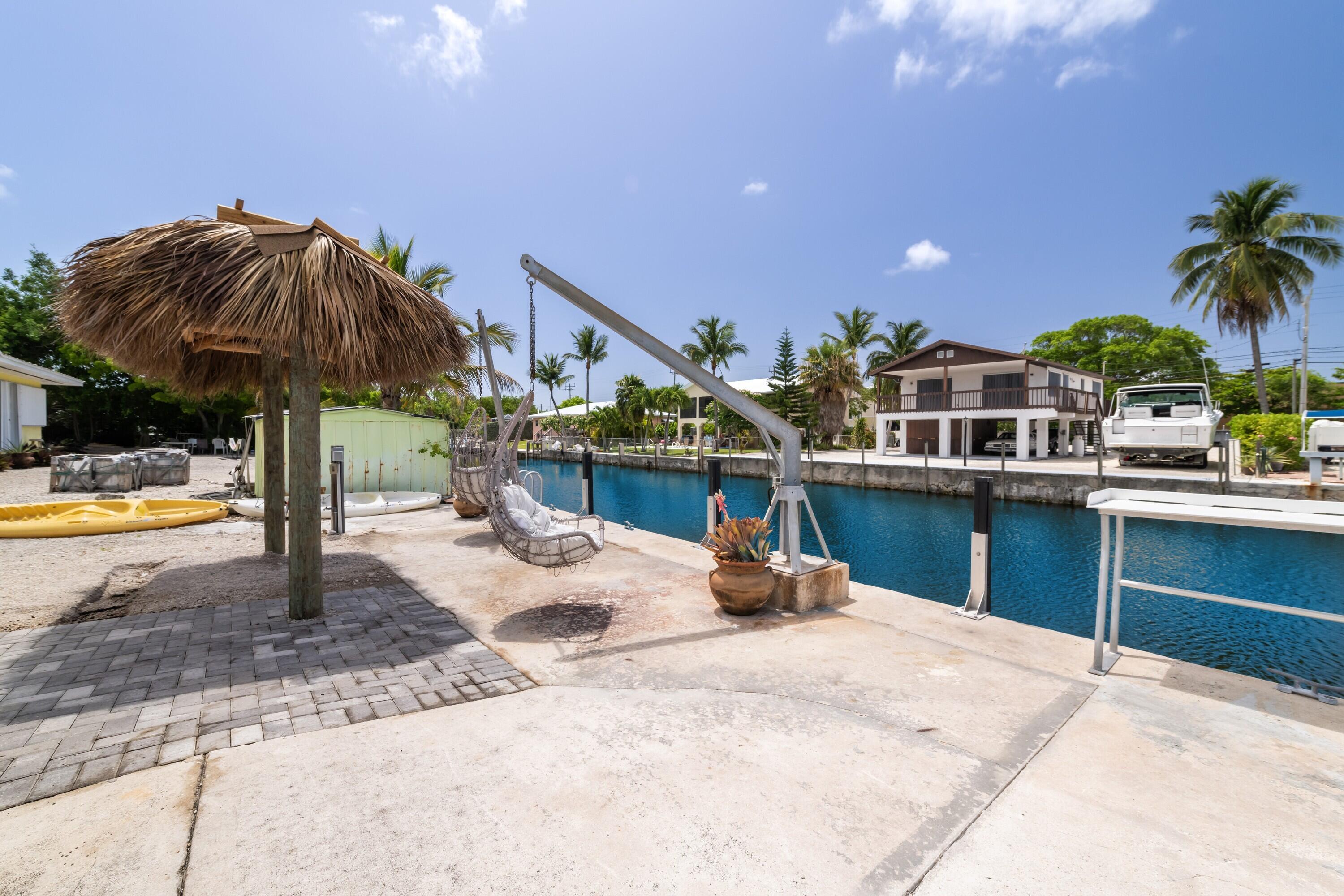 MARATHON, Florida, 33050, United States, 5 Bedrooms Bedrooms, ,4 BathroomsBathrooms,Residential,For Sale,1837177