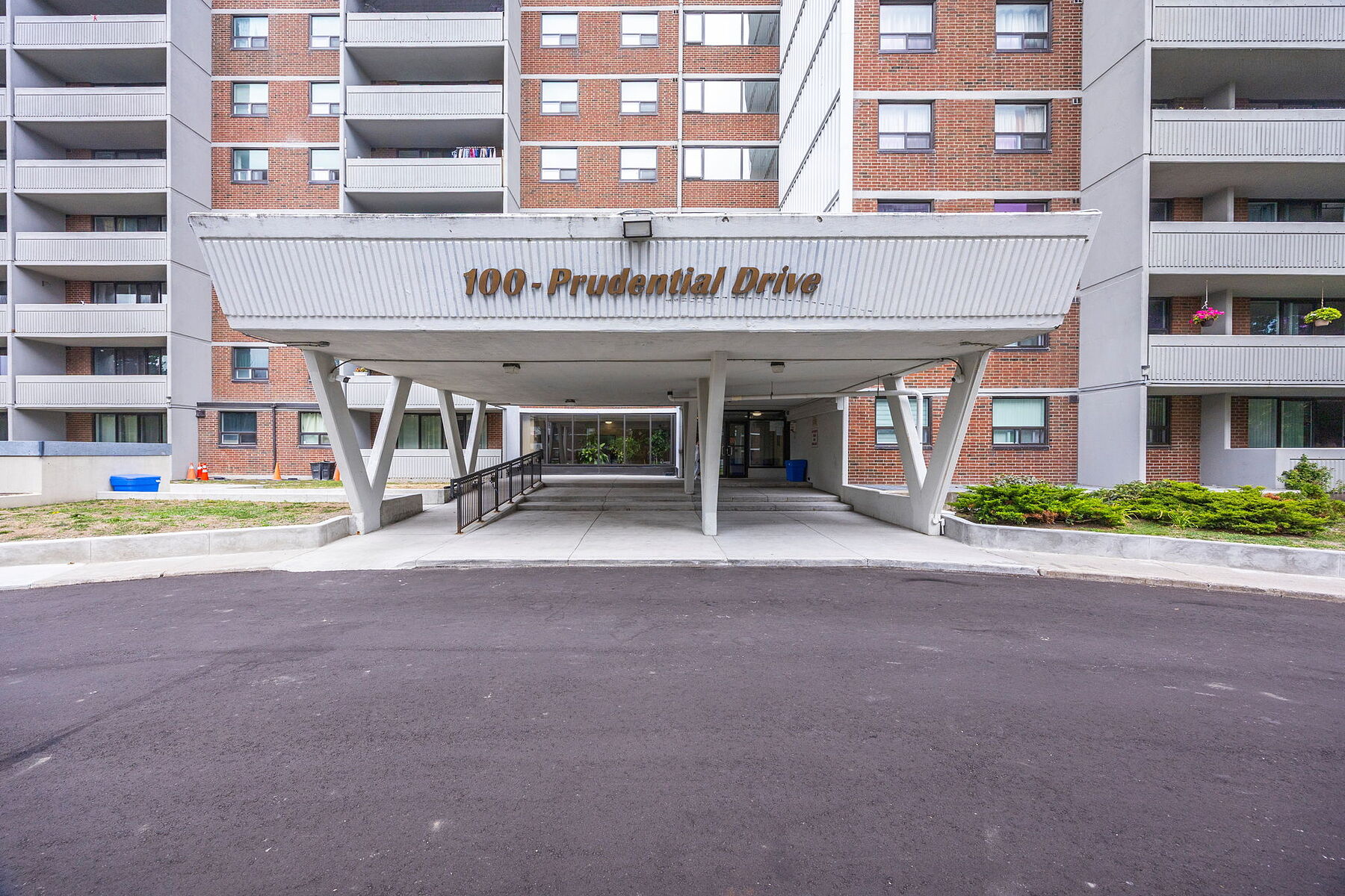  100 Prudential Dr - 物件實景