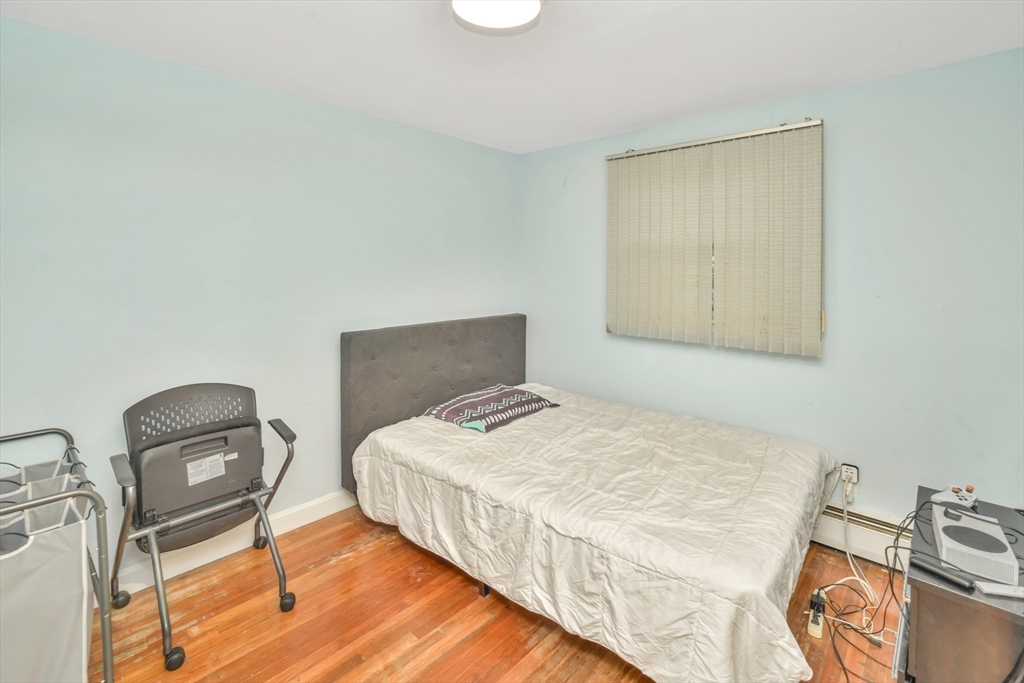 Randolph, Massachusetts, 02368, United States, 4 Bedrooms Bedrooms, ,2 BathroomsBathrooms,Residential,For Sale,2005663