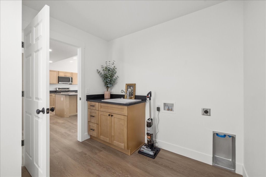 Billings, Montana, 59106, United States, 3 Bedrooms Bedrooms, ,2 BathroomsBathrooms,Residential,For Sale,1975735