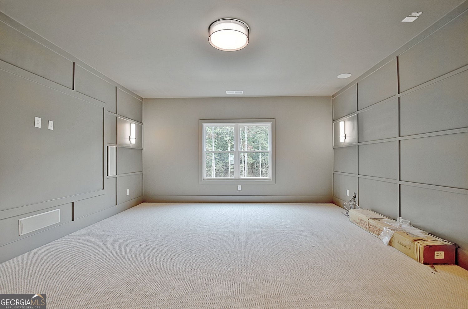 Tyrone, Georgia, 30290, United States, 6 Bedrooms Bedrooms, ,6 BathroomsBathrooms,Residential,For Sale,1859039
