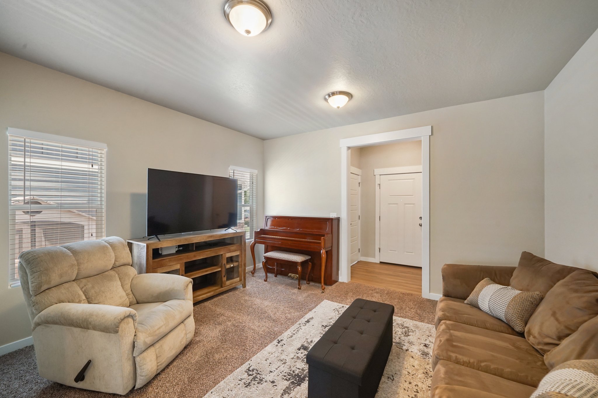Bluffdale, Utah, 84065, United States, 4 Bedrooms Bedrooms, ,4 BathroomsBathrooms,Residential,For Sale,1915355