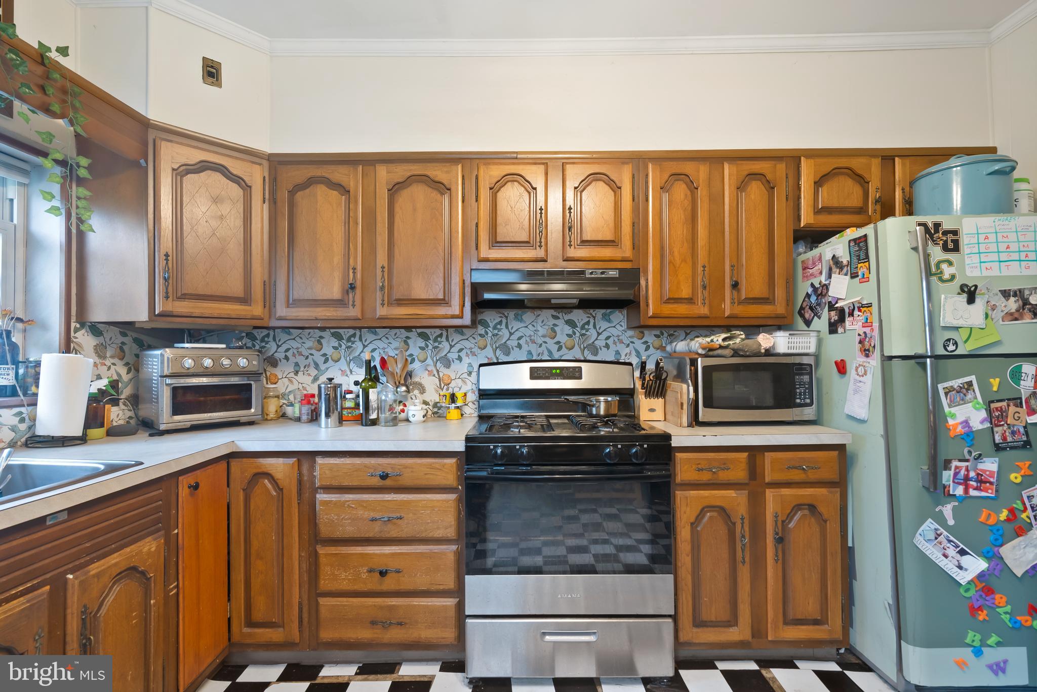 PHILADELPHIA, Pennsylvania, 19147, United States, 4 Bedrooms Bedrooms, ,2 BathroomsBathrooms,Residential,For Sale,1979341