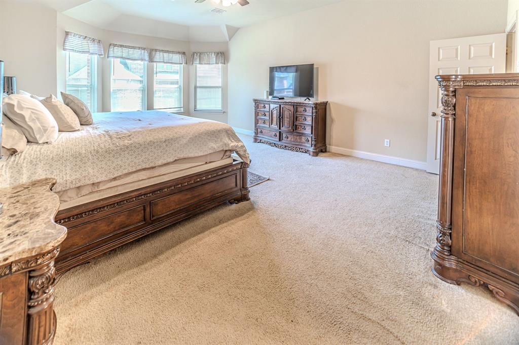 Grand Prairie, Texas, 75054, United States, 4 Bedrooms Bedrooms, ,3 BathroomsBathrooms,Residential,For Sale,1990183