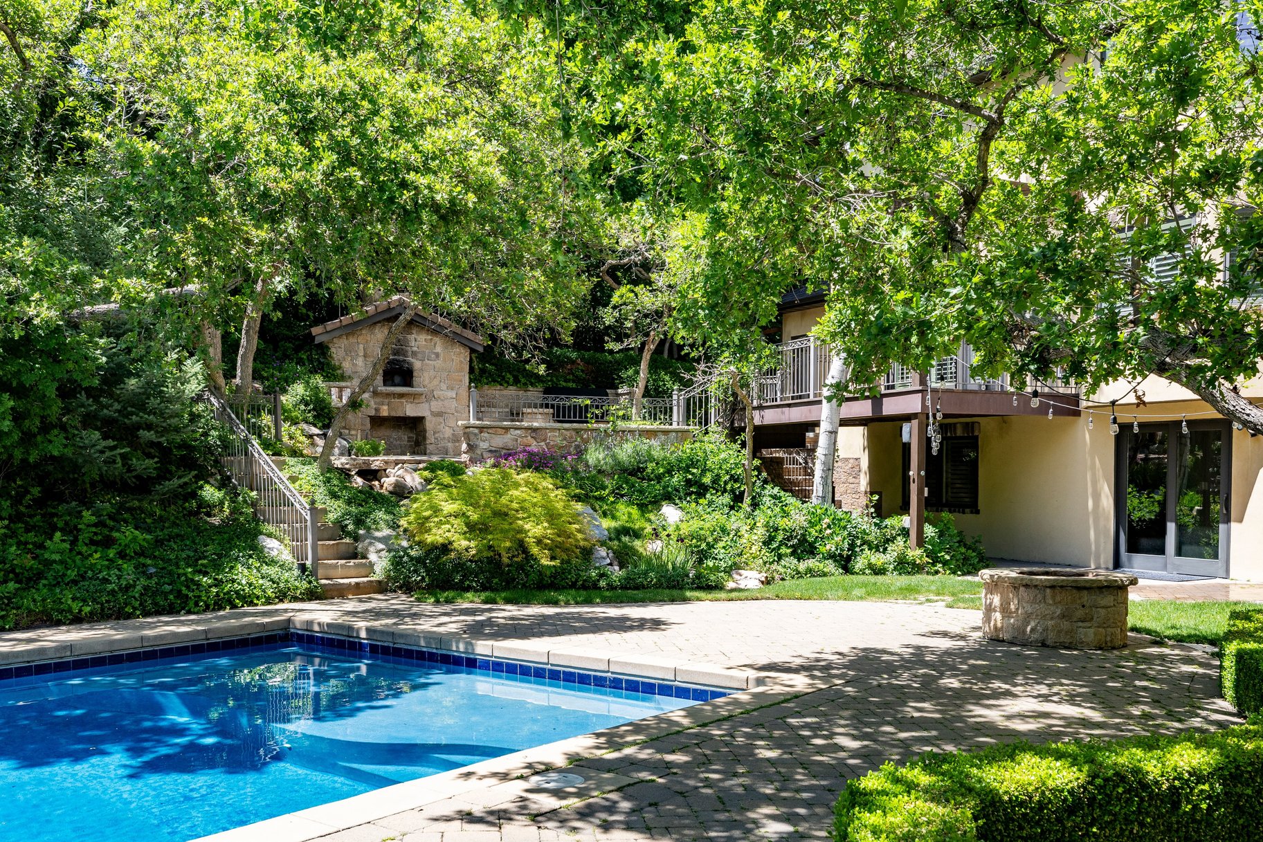  Private Cottonwood Heights Estate with Resort Backyard & Mountain Views - 物件實景
