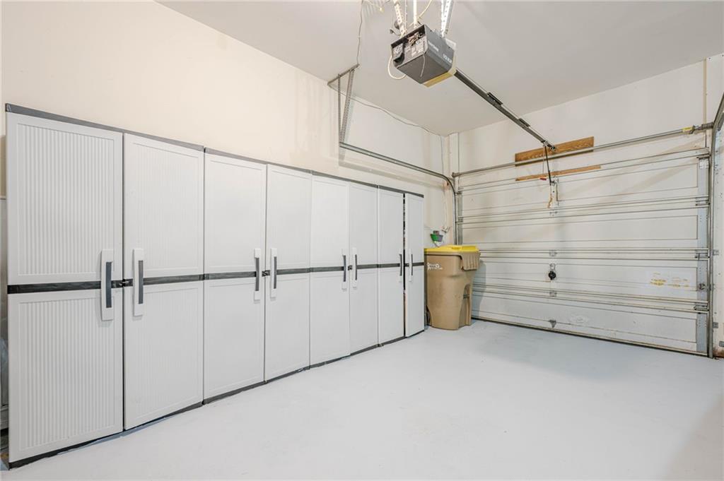 Cumming, Georgia, 30041, United States, 5 Bedrooms Bedrooms, ,5 BathroomsBathrooms,Residential,For Sale,1919838