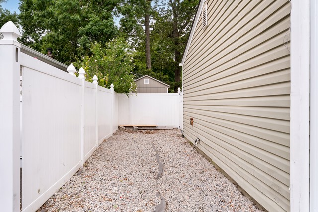 Sound Beach, New York, 11789, United States, 3 Bedrooms Bedrooms, ,2 BathroomsBathrooms,Residential,For Sale,1926183