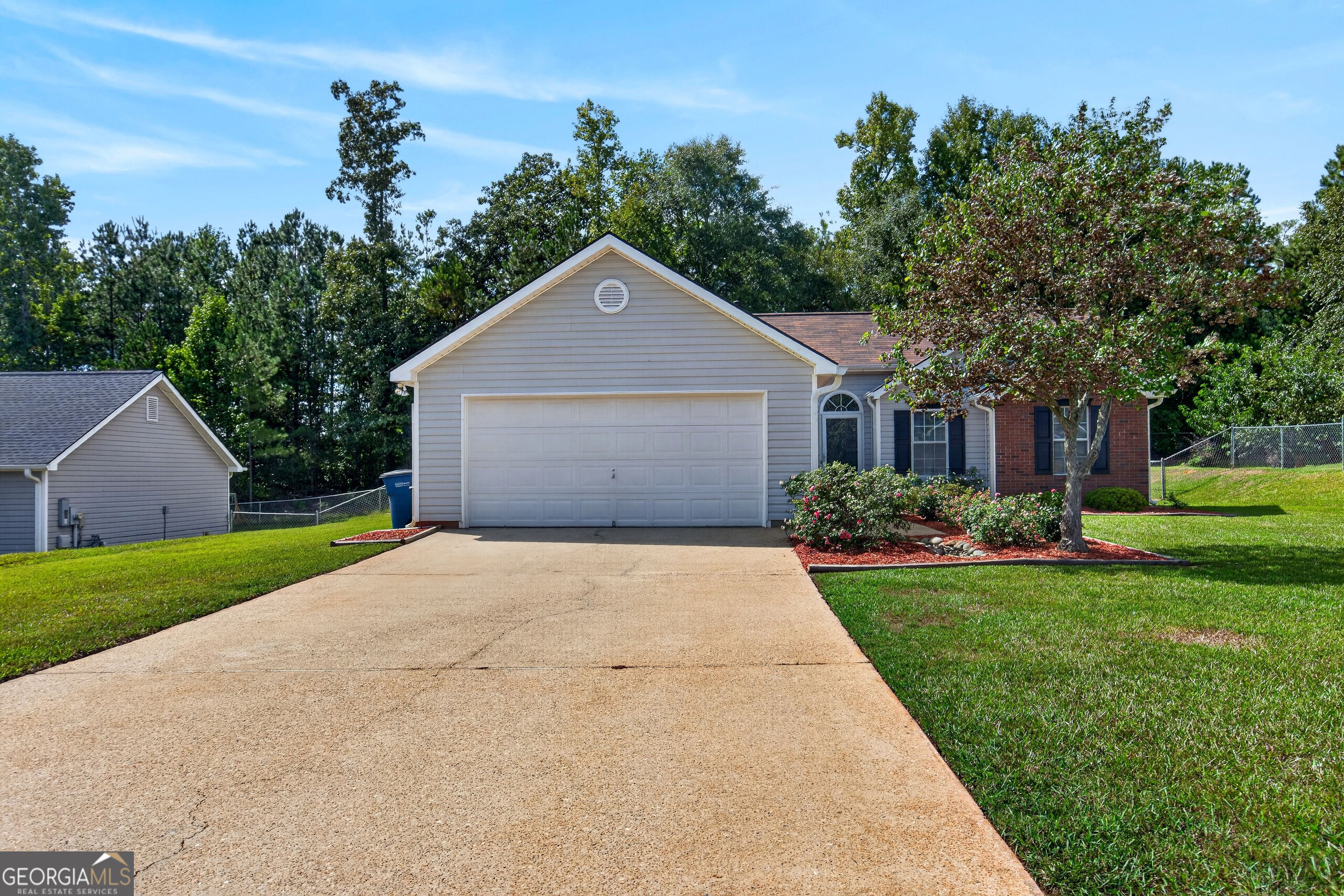 Lexington Park Dr, Lagrange, GA 30241