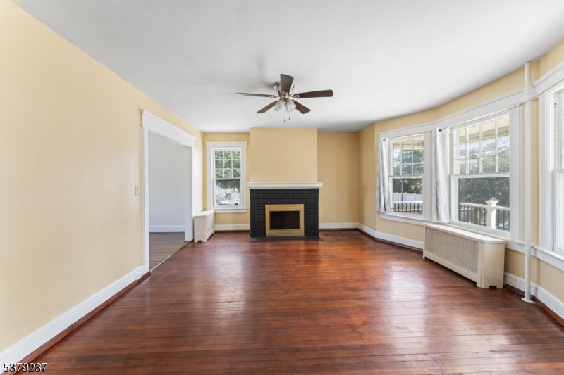 Elizabeth City, New Jersey, 07208-1601, United States, 5 Bedrooms Bedrooms, ,3 BathroomsBathrooms,Residential,For Sale,1921701