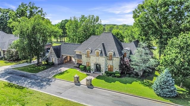 Tahlequah, Oklahoma, 74464, United States, 5 Bedrooms Bedrooms, ,5 BathroomsBathrooms,Residential,For Sale,1987377