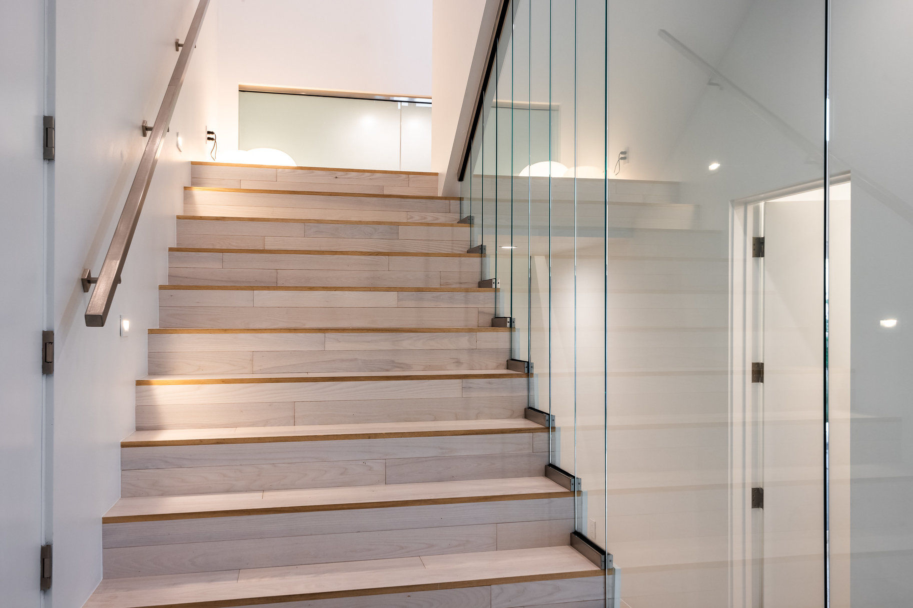  Incredible Contemporary Home - 物件實景