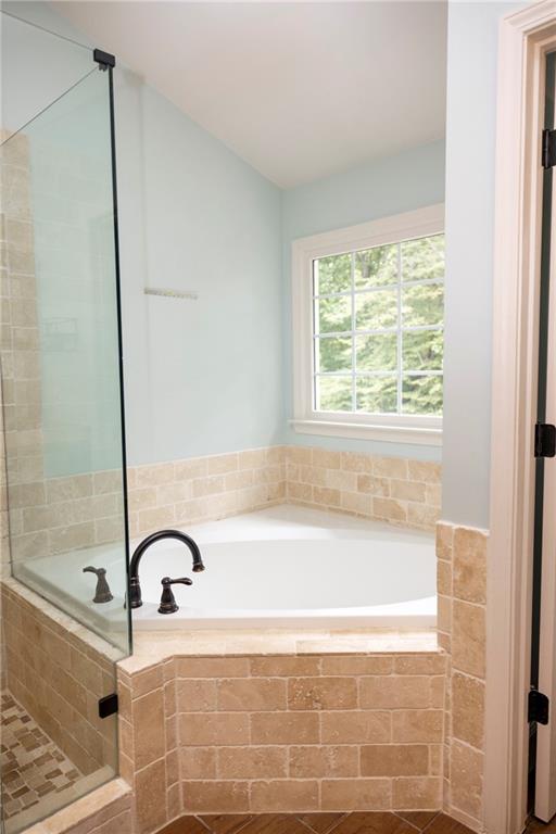 Suwanee, Georgia, 30024, United States, 5 Bedrooms Bedrooms, ,4 BathroomsBathrooms,Residential,For Sale,2005954