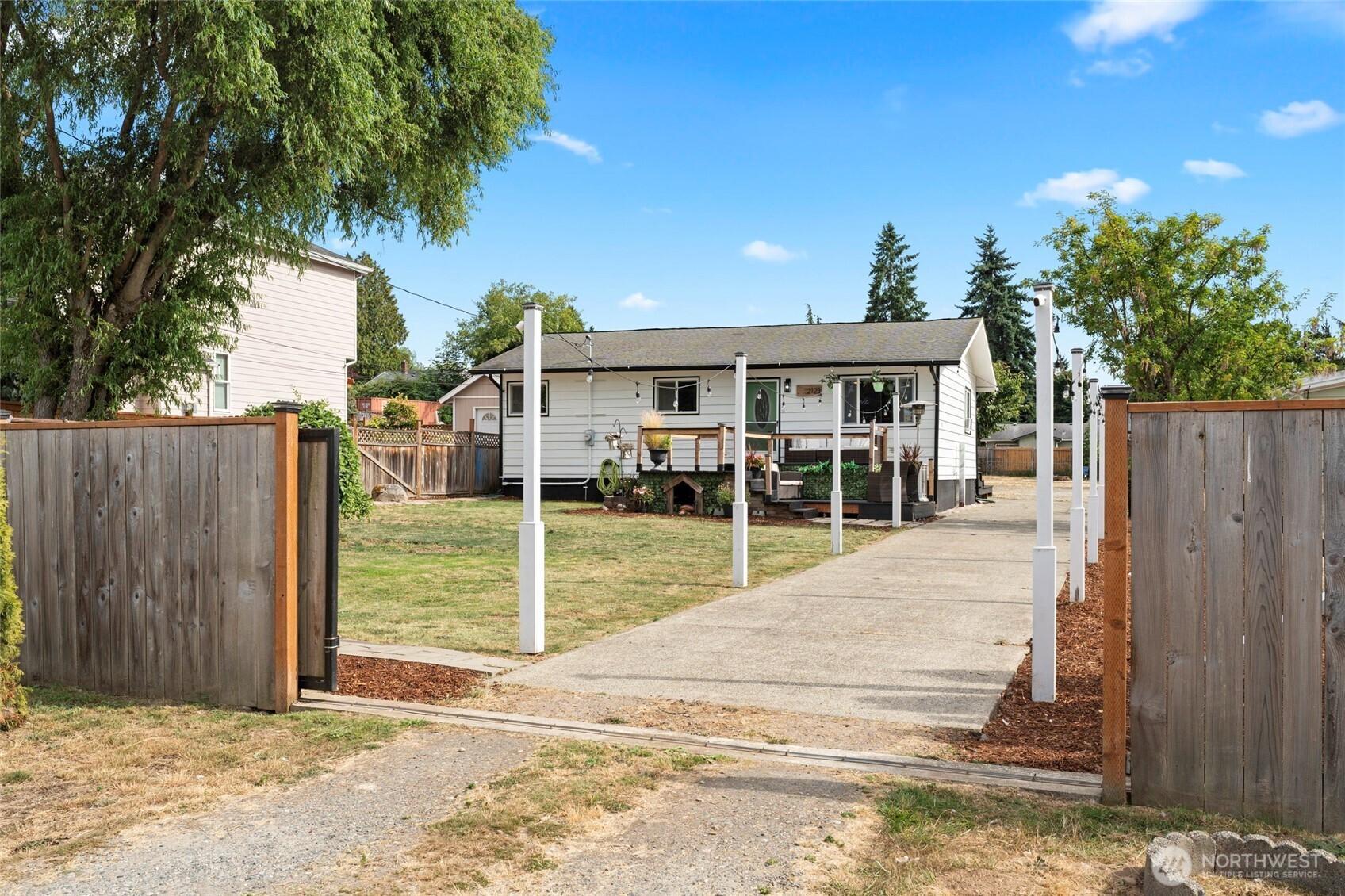 252nd St, Des Moines, WA 98198