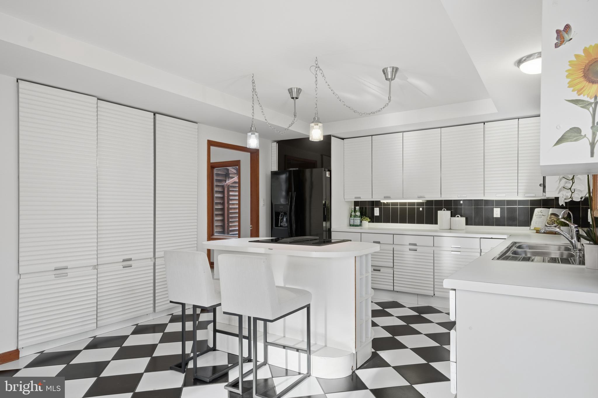 La Plata, Maryland, 20646, United States, 5 Bedrooms Bedrooms, ,4 BathroomsBathrooms,Residential,For Sale,1994243