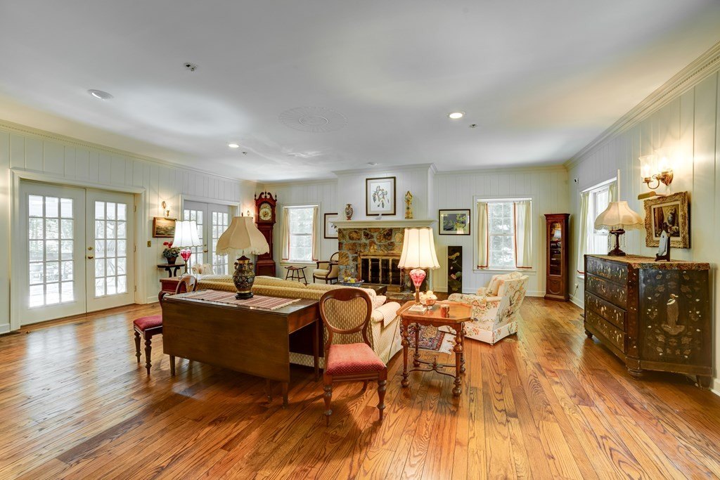 Hiawassee, Georgia, 30546, United States, 3 Bedrooms Bedrooms, ,4 BathroomsBathrooms,Residential,For Sale,1981335