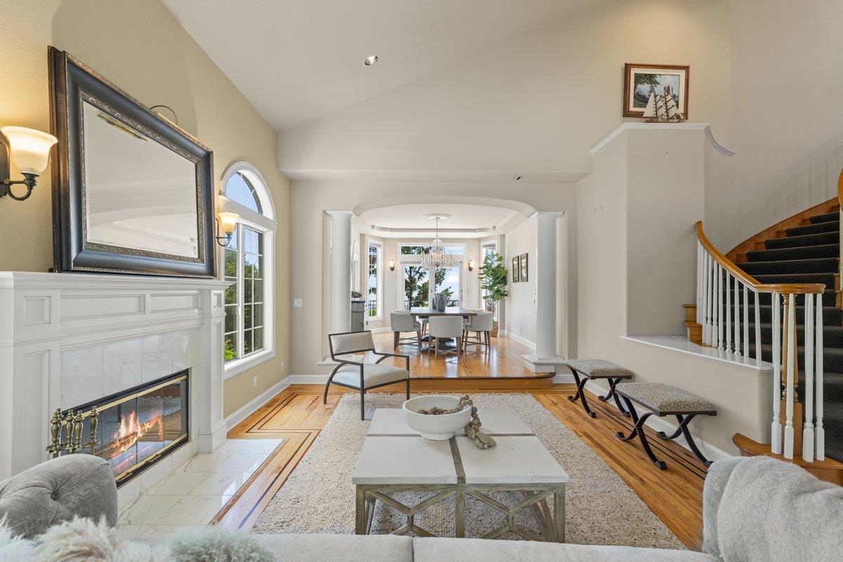 Los Gatos, California, 95033, United States, 5 Bedrooms Bedrooms, ,4 BathroomsBathrooms,Residential,For Sale,1744780