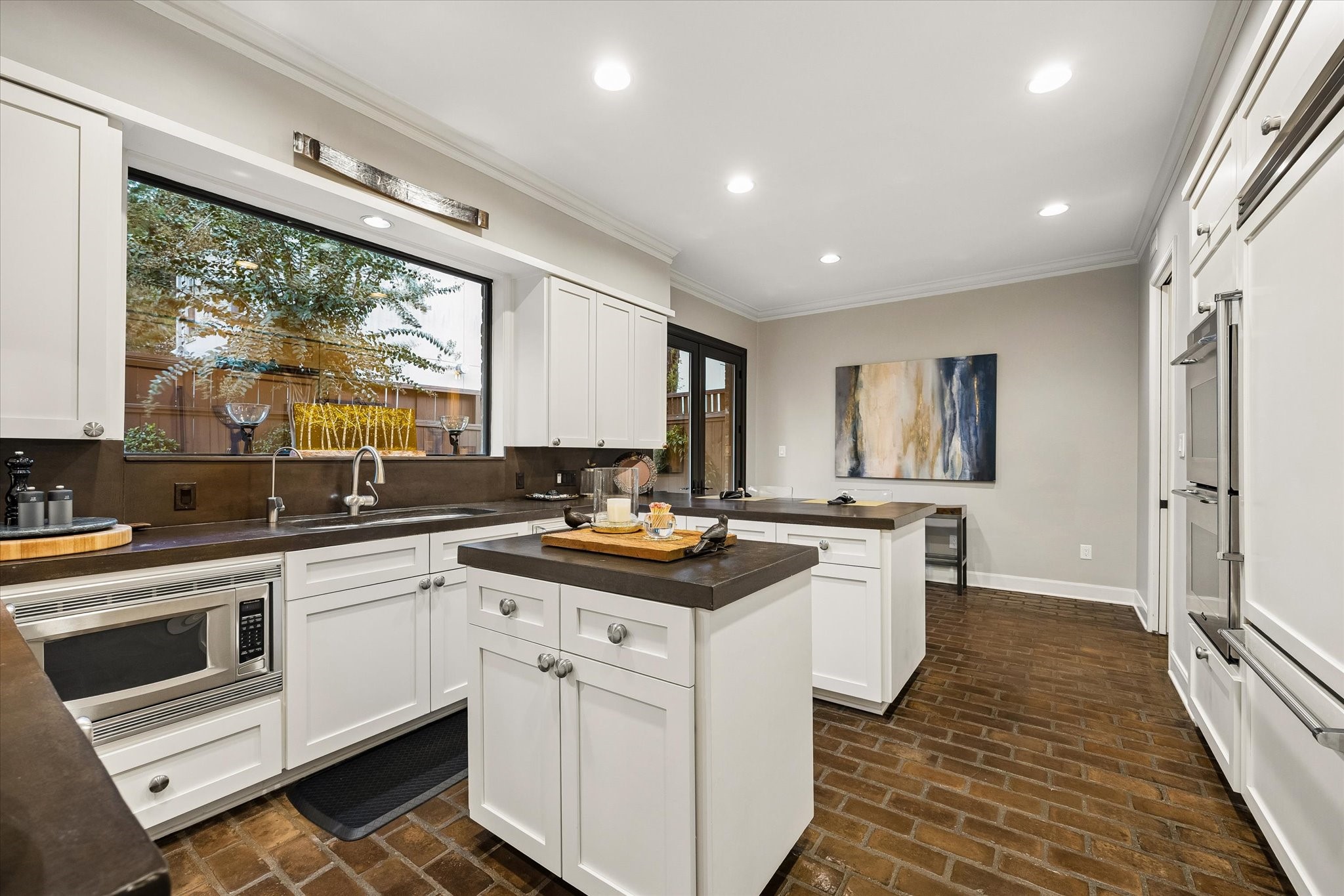  991 S Post Oak Lane - 物件實景