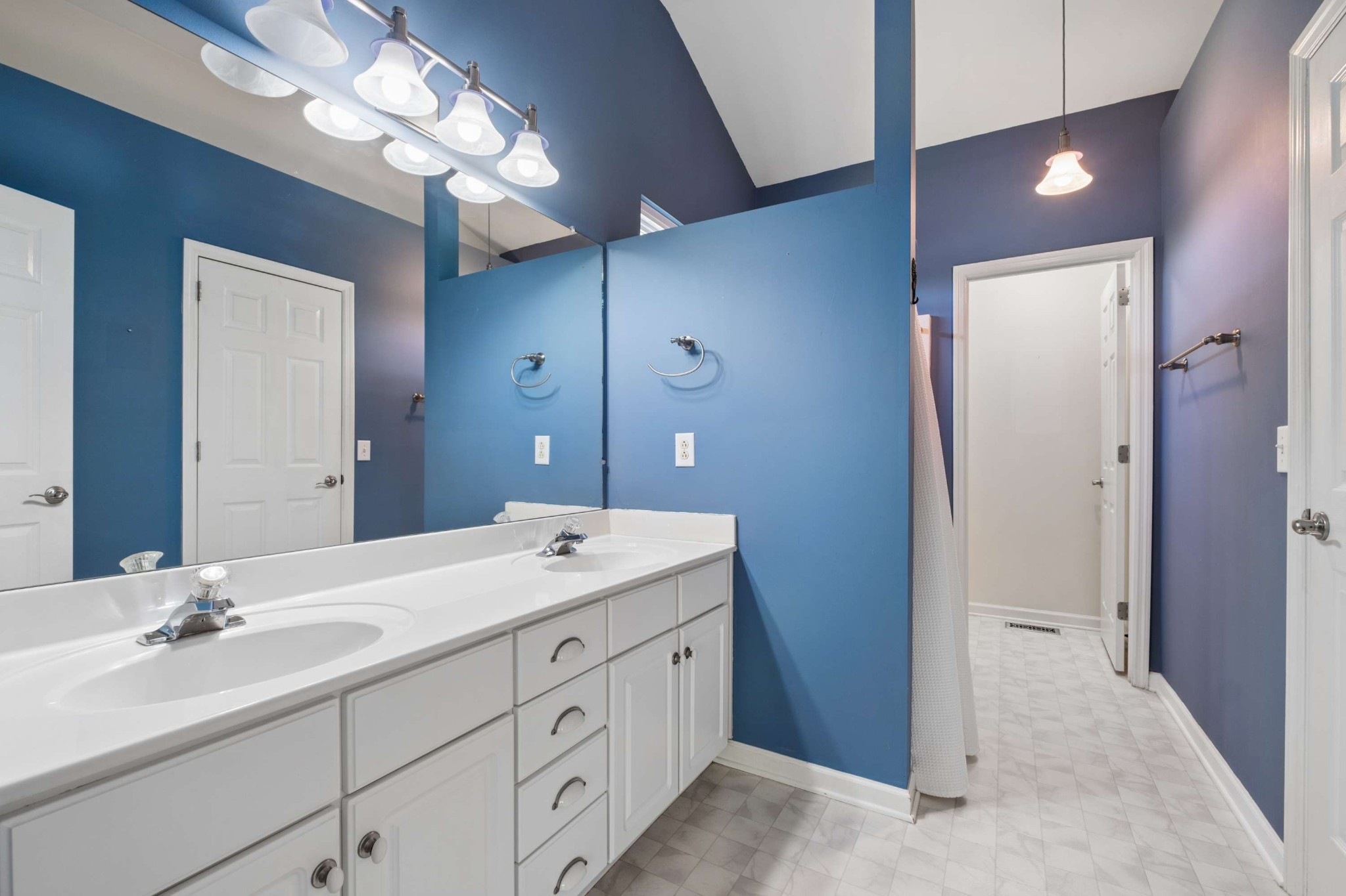  909 Buckskin Ct, Nashville, TN, 37221 - 物件實景