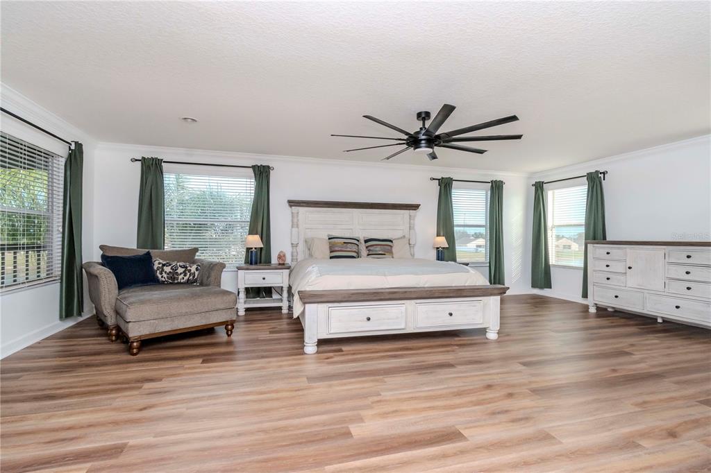 Wimauma, Florida, 33598, United States, 6 Bedrooms Bedrooms, ,4 BathroomsBathrooms,Residential,For Sale,1875552
