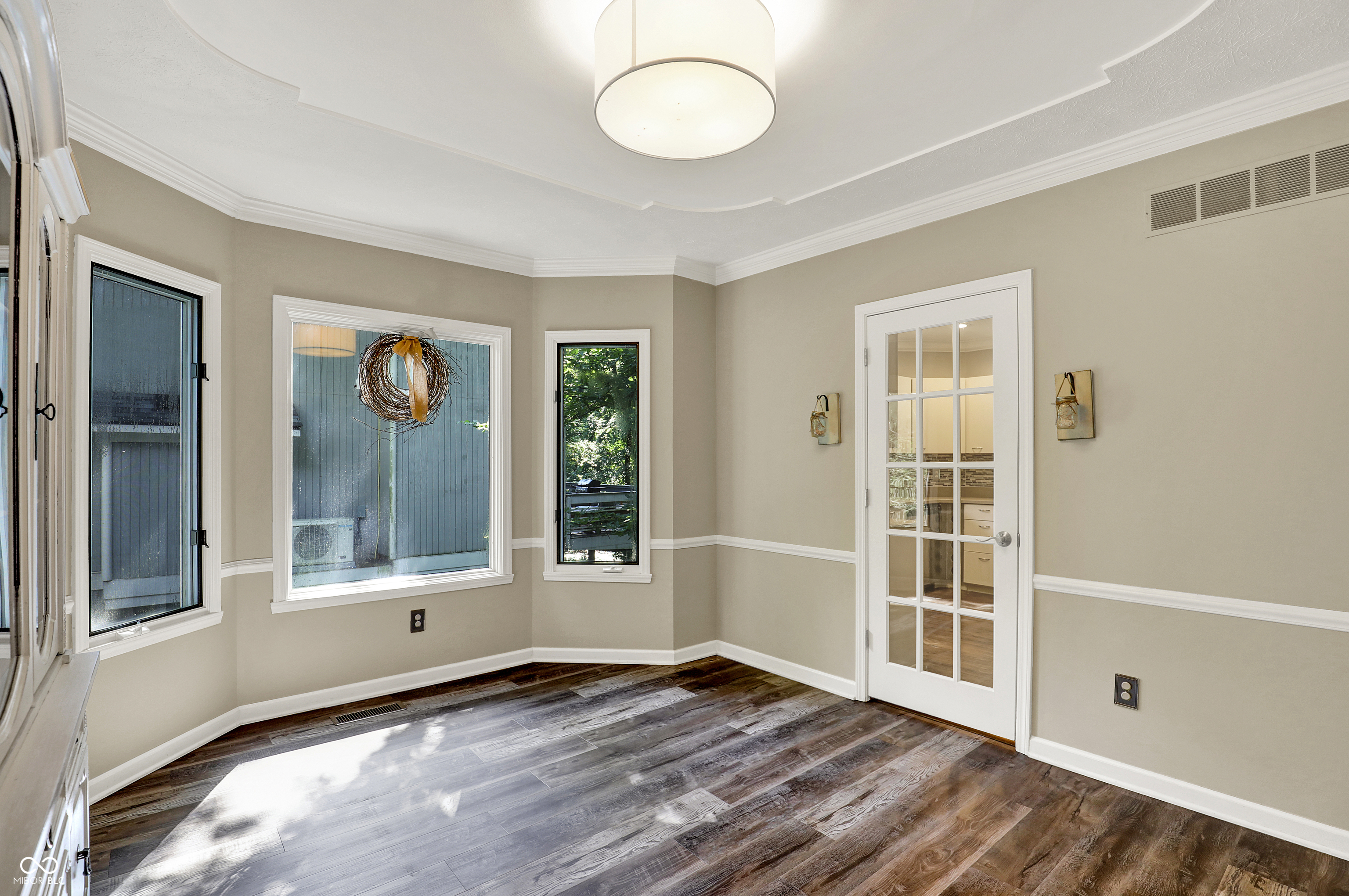 Indianapolis, Indiana, 46240, United States, 4 Bedrooms Bedrooms, ,3 BathroomsBathrooms,Residential,For Sale,1920883