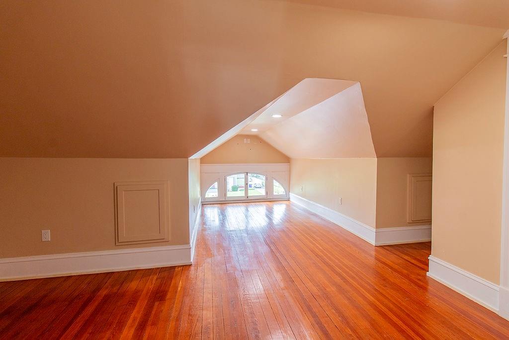 Waco, Texas, 76707, United States, 3 Bedrooms Bedrooms, ,4 BathroomsBathrooms,Residential,For Sale,1897293