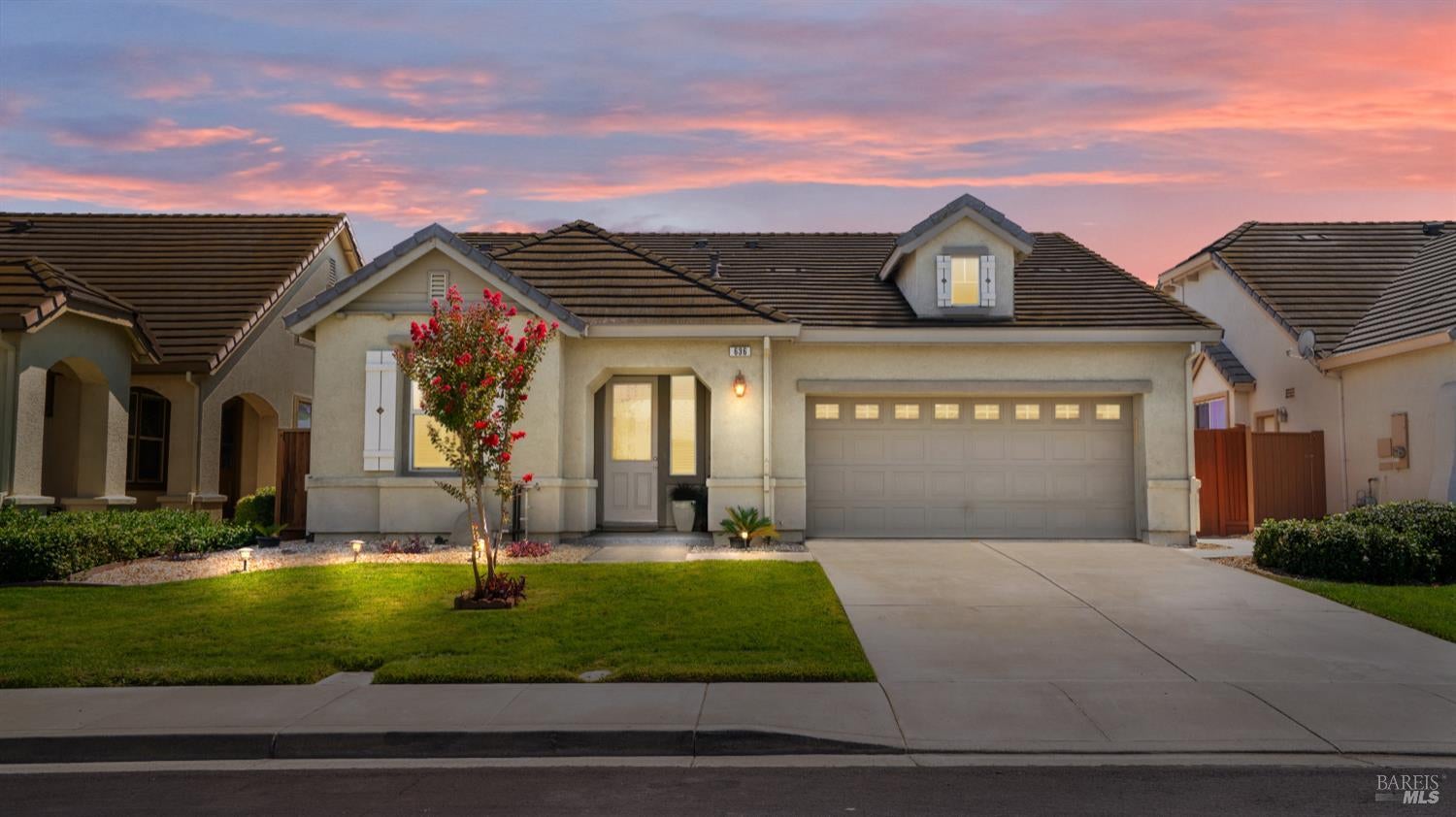 Vacaville, California, 95687, United States, 2 Bedrooms Bedrooms, ,2 BathroomsBathrooms,Residential,For Sale,1911882