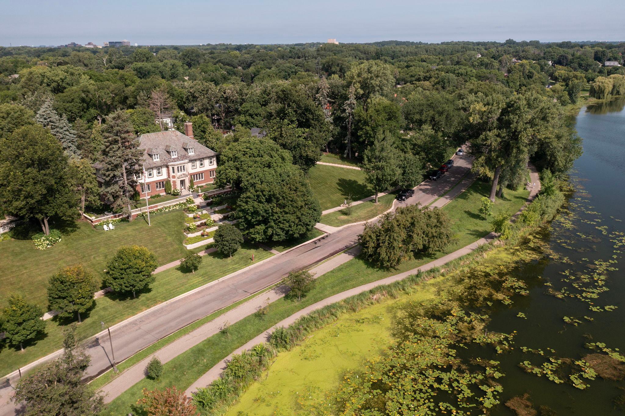 Minneapolis, Minnesota, 55416, United States, 5 Bedrooms Bedrooms, ,4 BathroomsBathrooms,Residential,For Sale,1907666