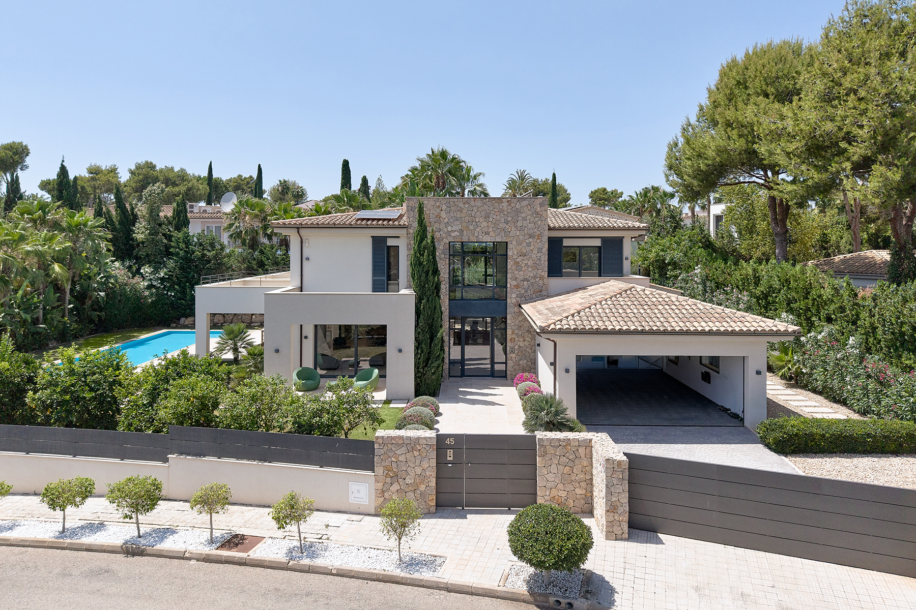  Contemporary villa with pool in Nova Santa Ponsa - 物件實景