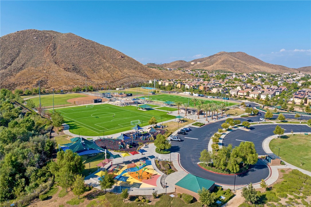 Lake Elsinore, California, 92532, United States, 3 Bedrooms Bedrooms, ,3 BathroomsBathrooms,Residential,For Sale,2049094
