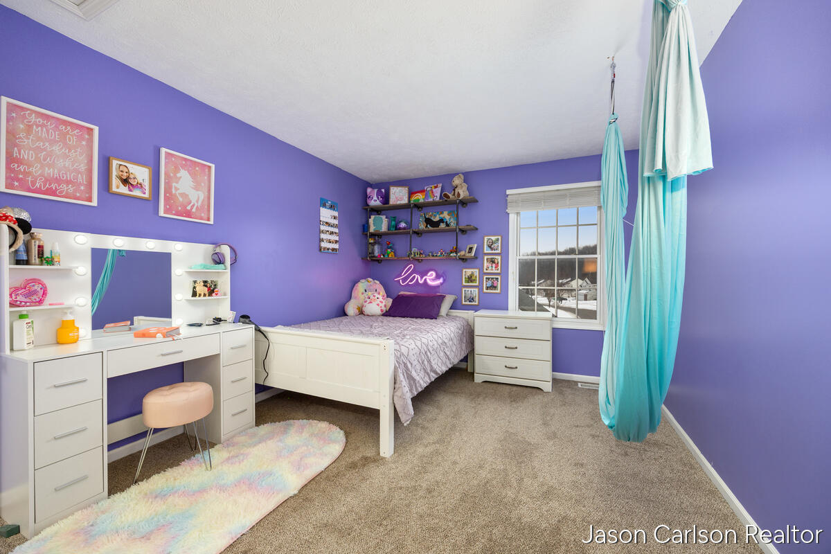 Caledonia, Michigan, 49316, United States, 4 Bedrooms Bedrooms, ,3 BathroomsBathrooms,Residential,For Sale,2008089