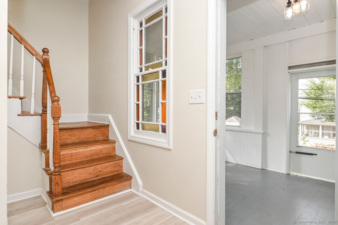 Wallingford, Connecticut, 06492, United States, 6 Bedrooms Bedrooms, ,4 BathroomsBathrooms,Residential,For Sale,1989730