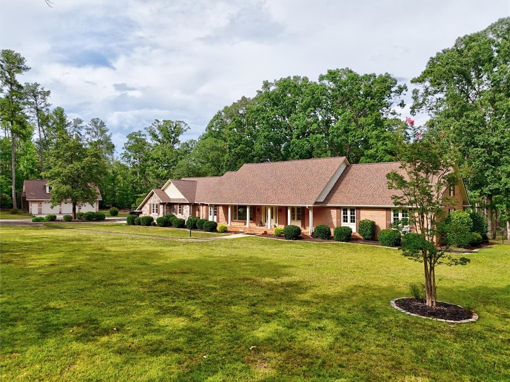 Belton, South Carolina, 29627, United States, 4 Bedrooms Bedrooms, ,4 BathroomsBathrooms,Residential,For Sale,1903609