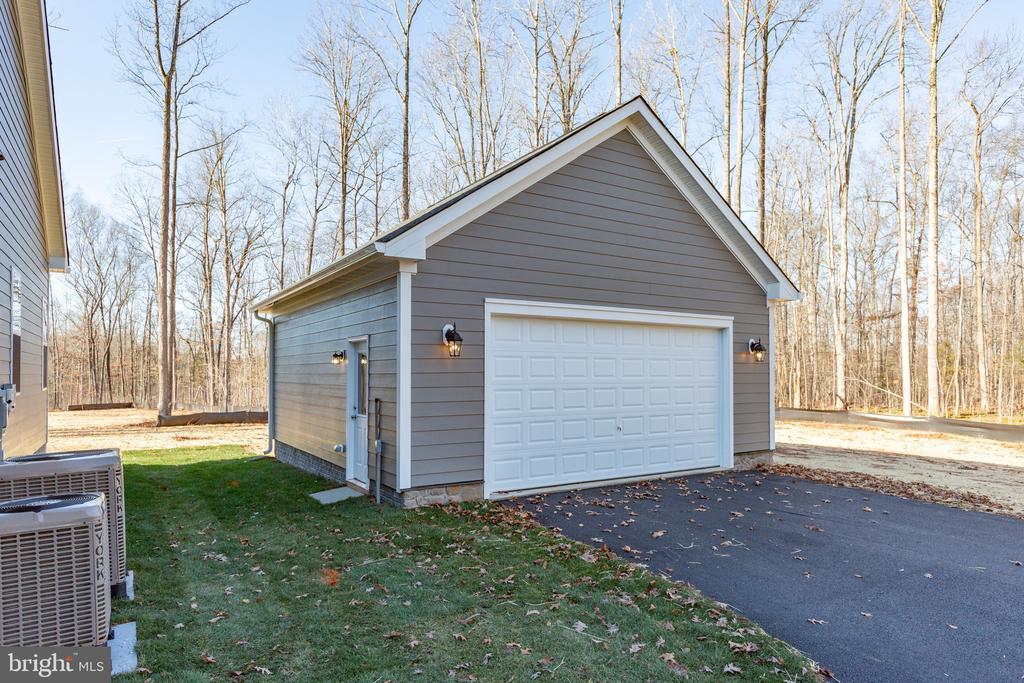 Nokesville, Virginia, 20181, United States, 4 Bedrooms Bedrooms, ,4 BathroomsBathrooms,Residential,For Sale,1850320