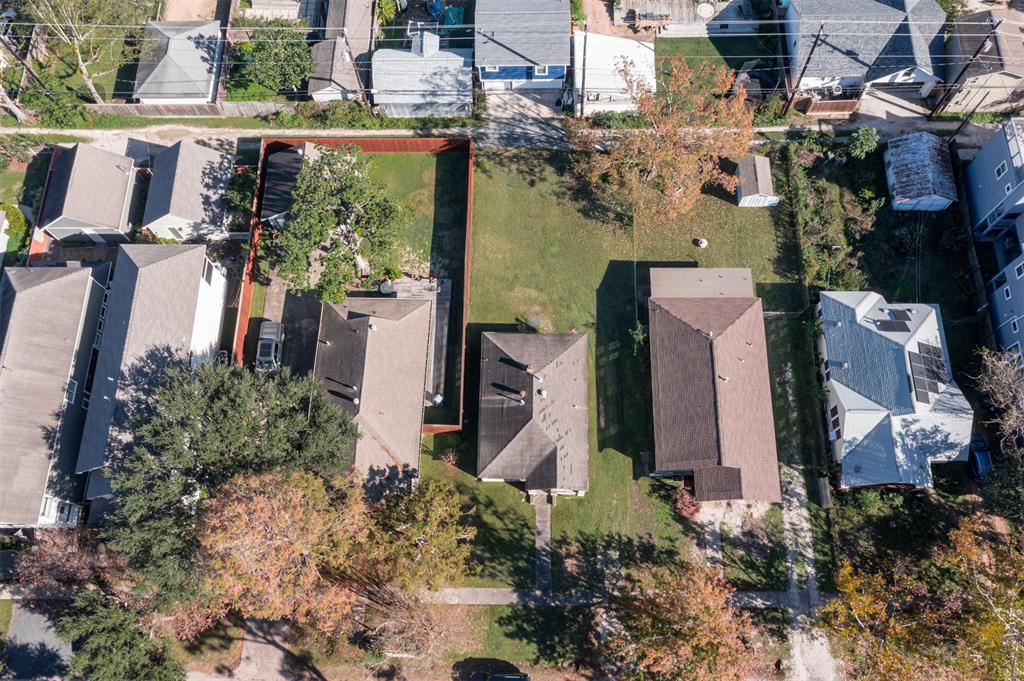 Houston, Texas, 77008, United States, 2 Bedrooms Bedrooms, ,1 BathroomBathrooms,Residential,For Sale,1829553