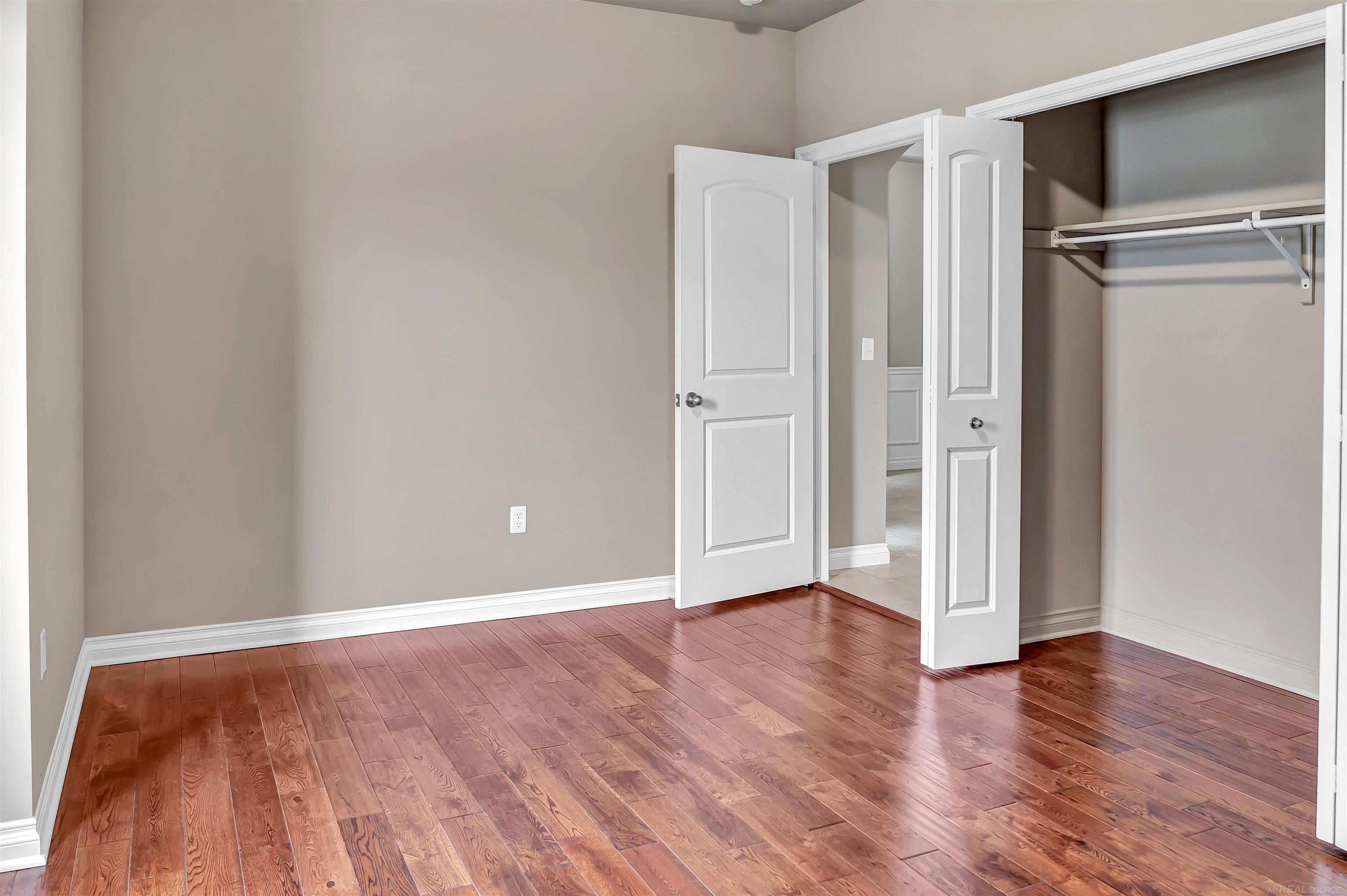 Macomb, Michigan, 48042, United States, 3 Bedrooms Bedrooms, ,3 BathroomsBathrooms,Residential,For Sale,2002873