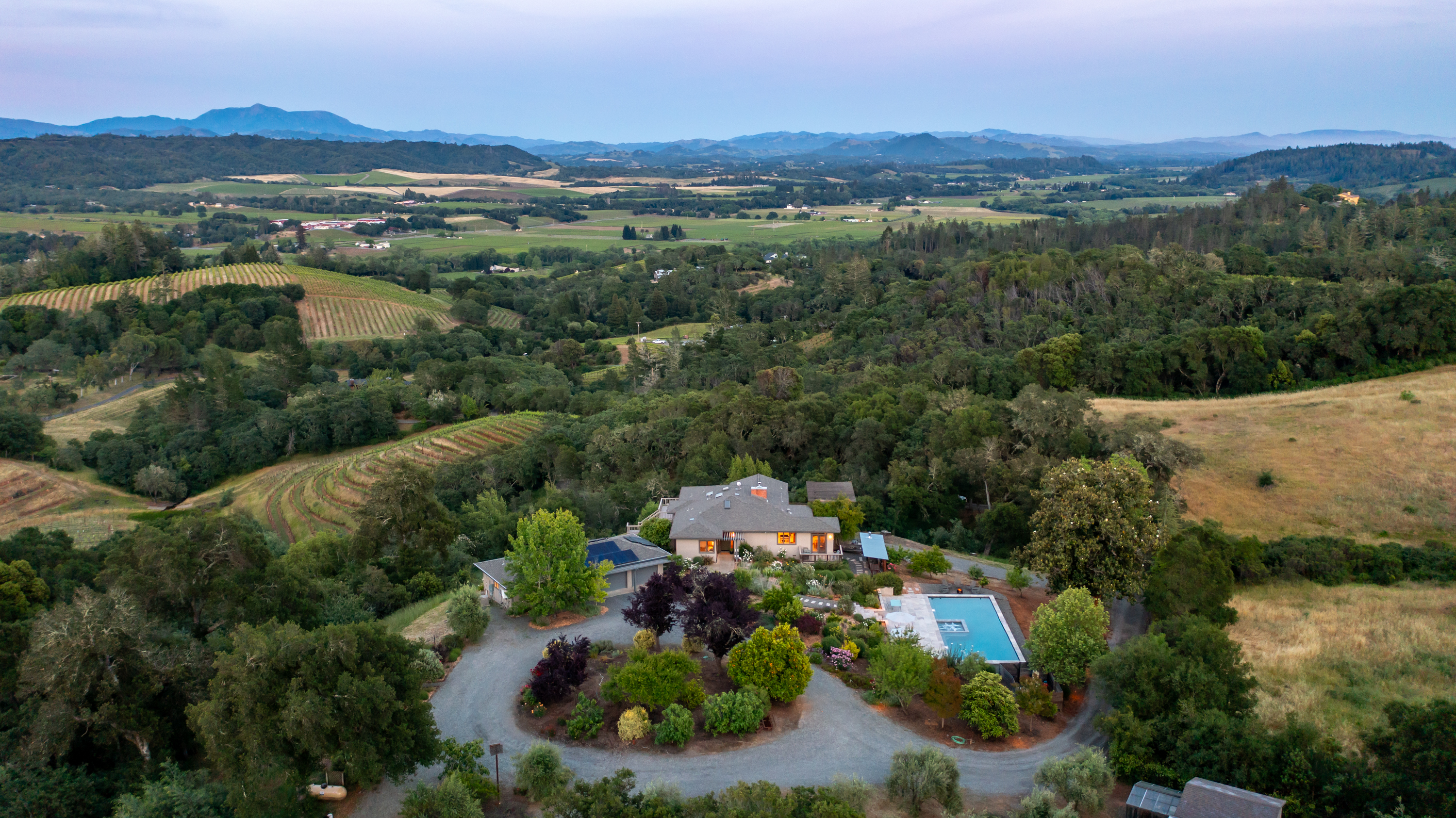  Quietly Exceptional Dry Creek Valley Estate - 物件實景