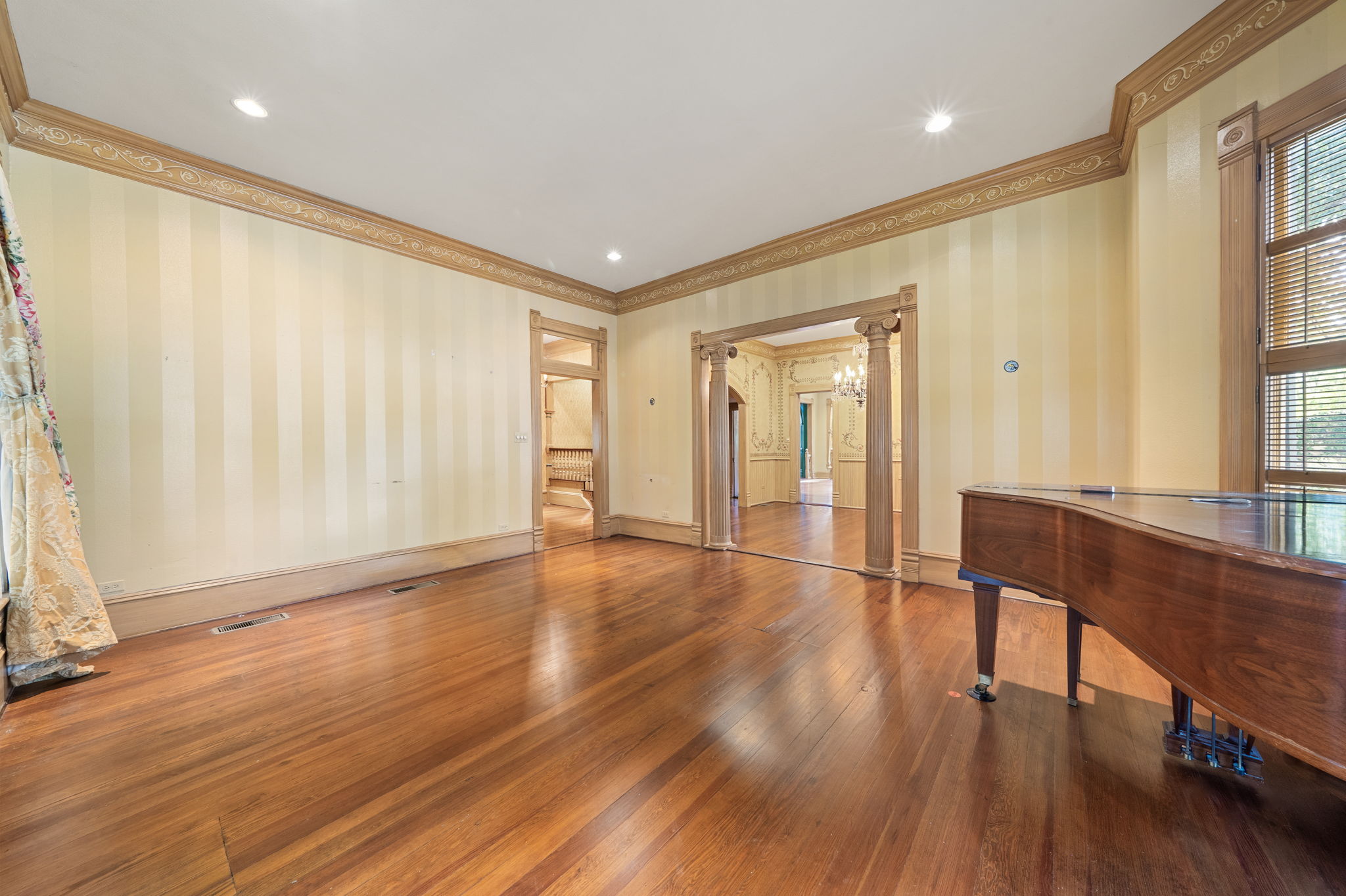 San Marcos, Texas, 78666, United States, 3 Bedrooms Bedrooms, ,4 BathroomsBathrooms,Residential,For Sale,1981922