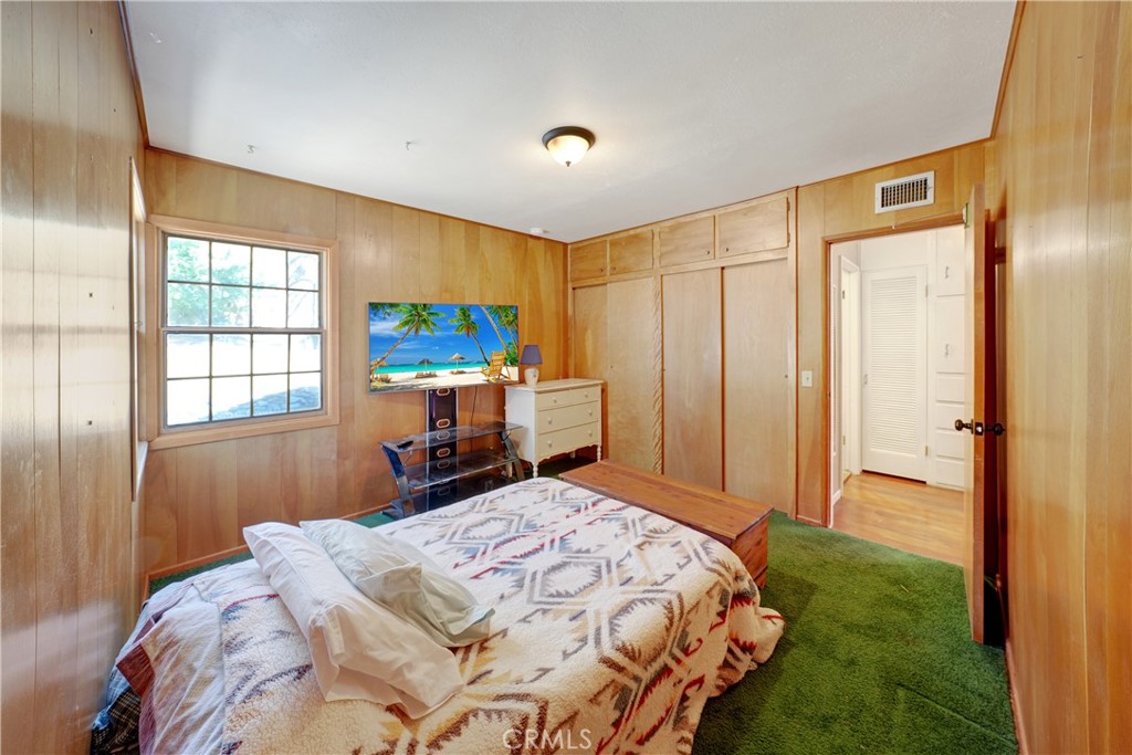 Wrightwood, California, 92397, United States, 3 Bedrooms Bedrooms, ,2 BathroomsBathrooms,Residential,For Sale,1959217