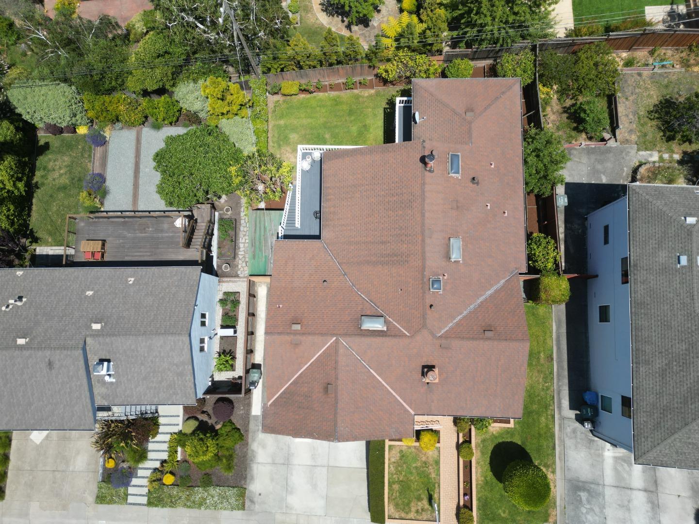 San Mateo, California, 94403, United States, 4 Bedrooms Bedrooms, ,3 BathroomsBathrooms,Residential,For Sale,1848740
