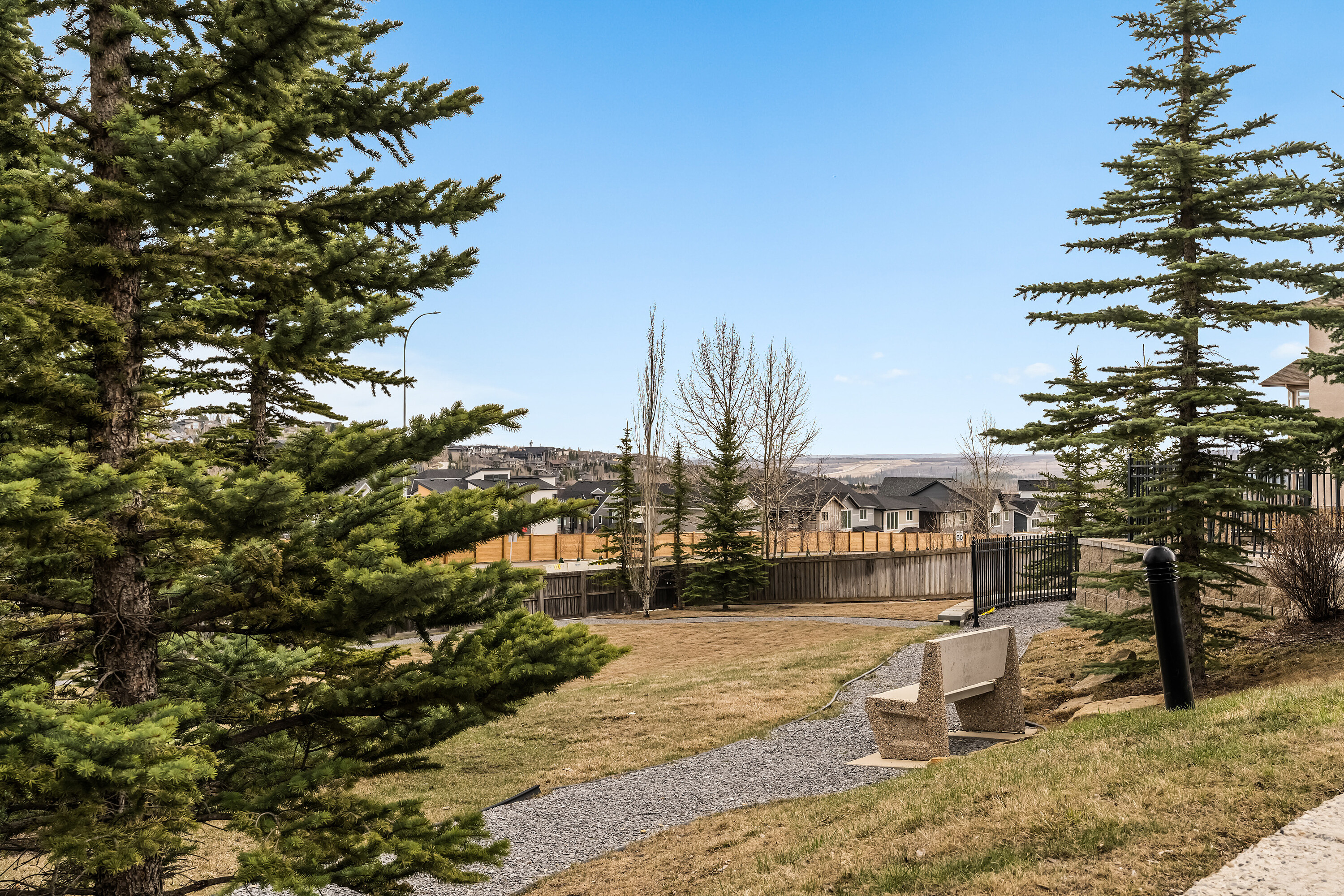  Refined Springbank Hill Living - 物件實景